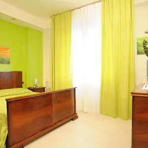 And Sailing Apartment Siena